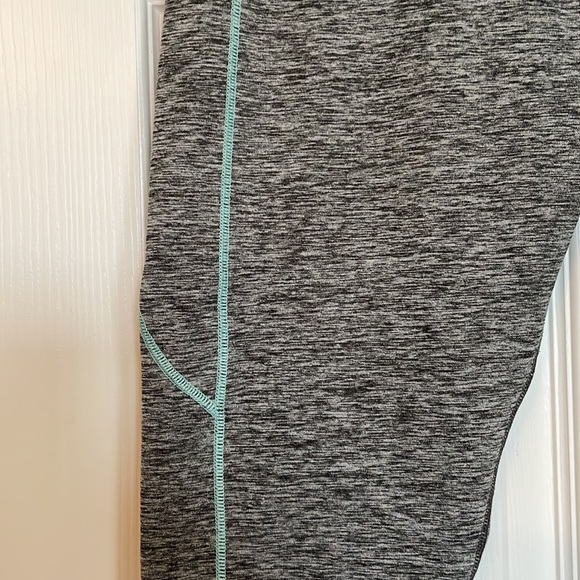BCG gray capri leggings| medium - Picture 2 of 7